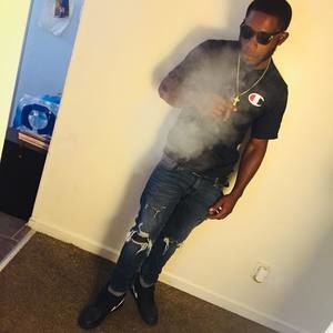 Meet your Posher, Adrian